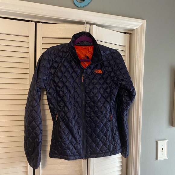 The North Face Jackets & Blazers - North face Puffer Jacket SZ SM